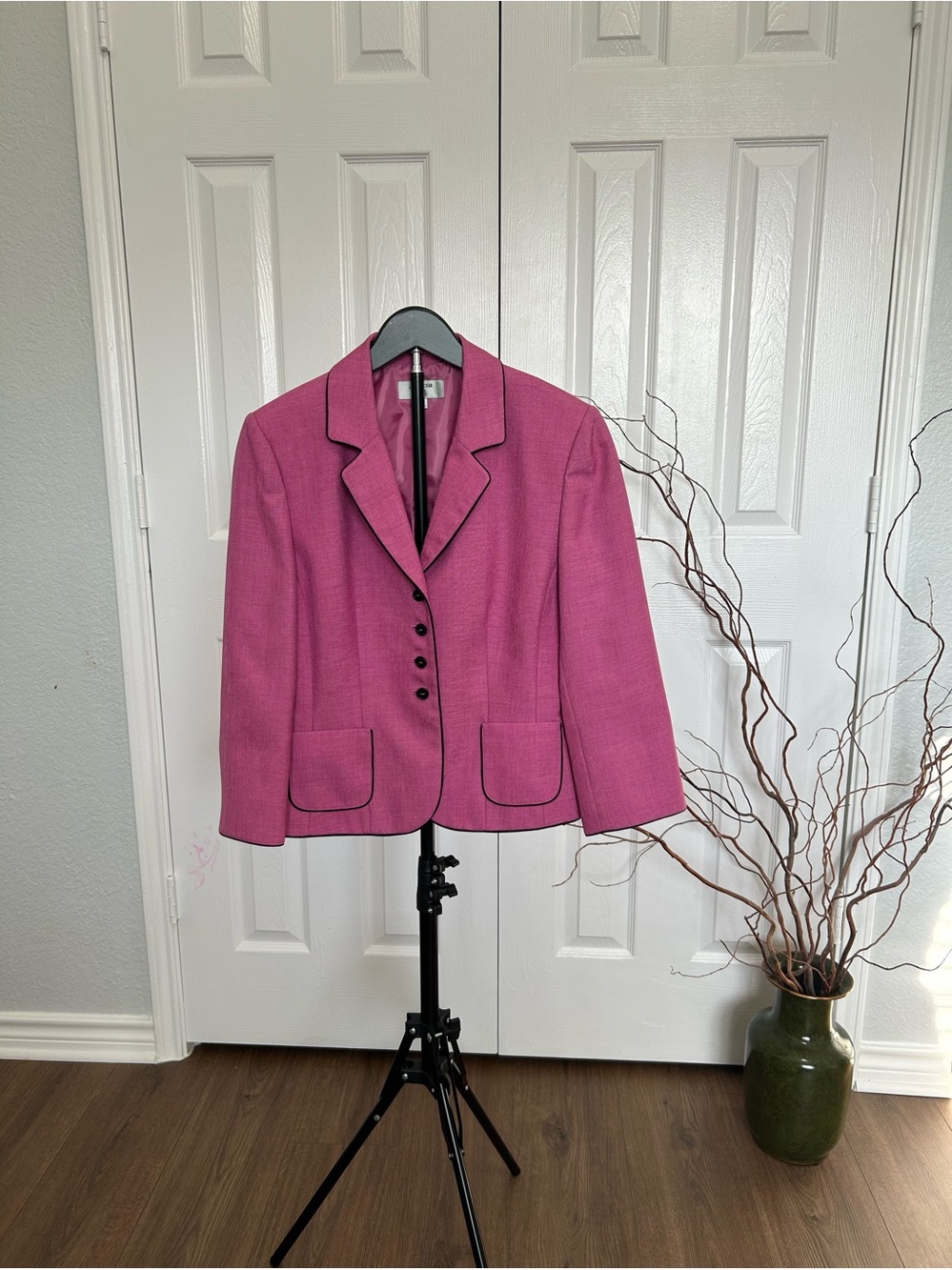 Stresa Pink Blazer Black Piping Size 6 Vintage Style